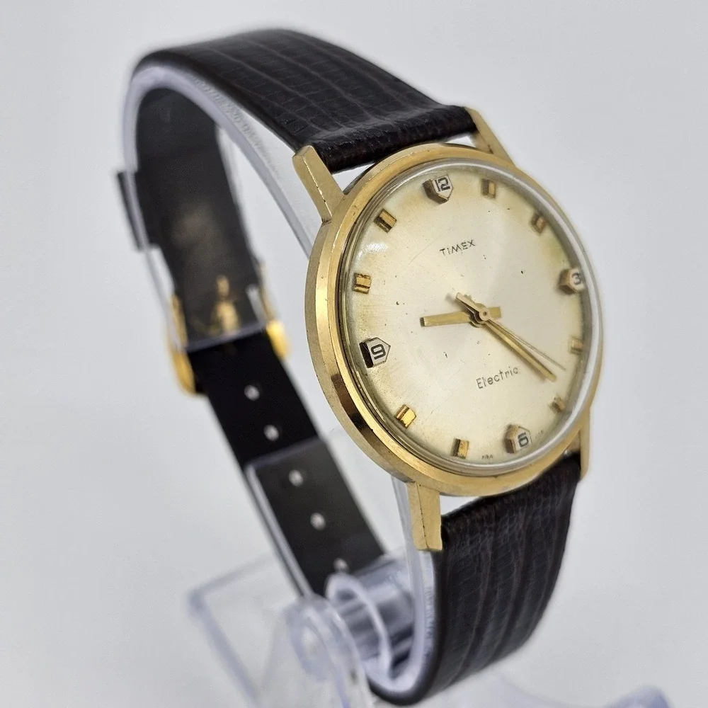VTG Timex Electric Watch Men 35MM Rear Crown NEW Brown Leather Bands NEW Battery